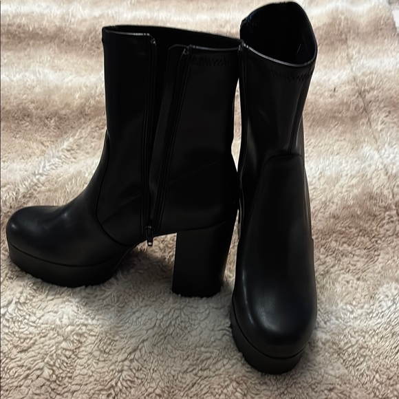 Madden Girl Shoes - Elegant Black Women's Boots